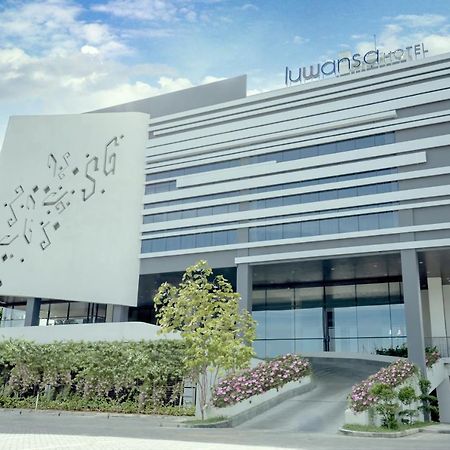Luwansa Hotel&Convention Center Manado Buitenkant foto