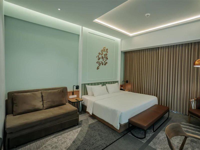Luwansa Hotel&Convention Center Manado Buitenkant foto